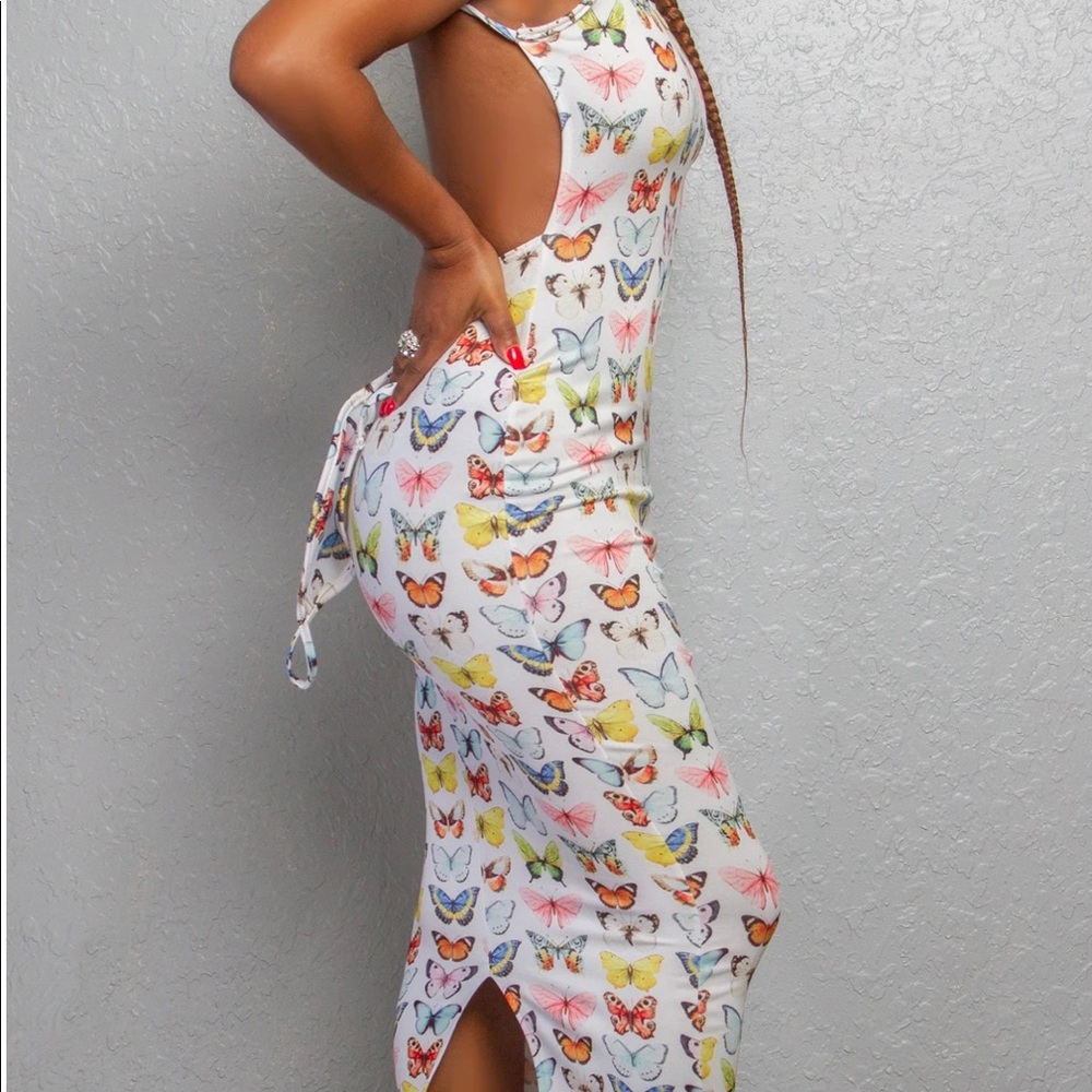 Brand new butterfly dress with matching mask🦋🦋